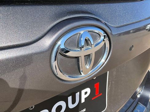 Used 2018 Toyota Highlander XLE FWD image 30