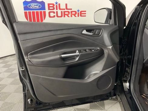 Used 2017 Ford Escape SE w/ Equipment Group 201A image 12