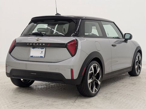 New 2026 MINI Cooper S FWD image 9