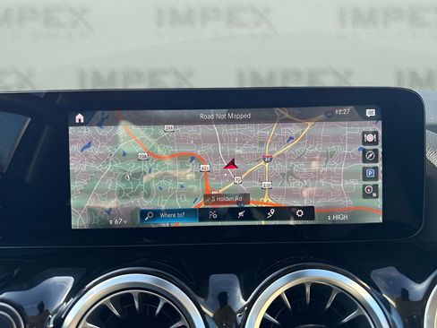 Used 2022 Mercedes-Benz GLA 250 4MATIC w/ Premium Package Lite image 19