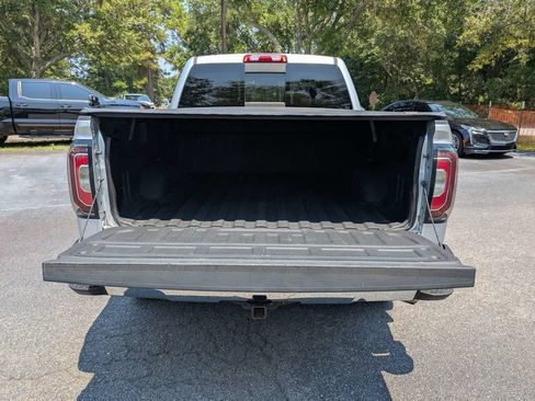 Used 2018 GMC Sierra 1500 SLT AWD/4WD image 13