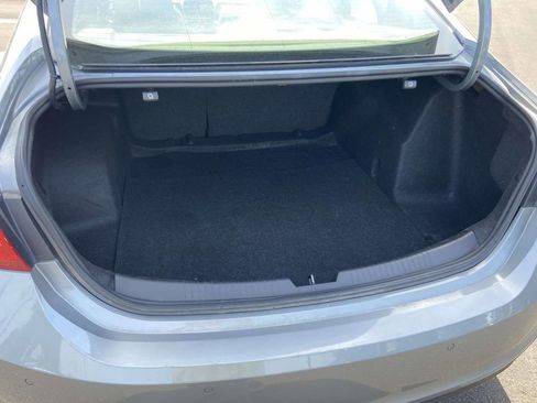 Used 2024 Chevrolet Malibu LT image 12