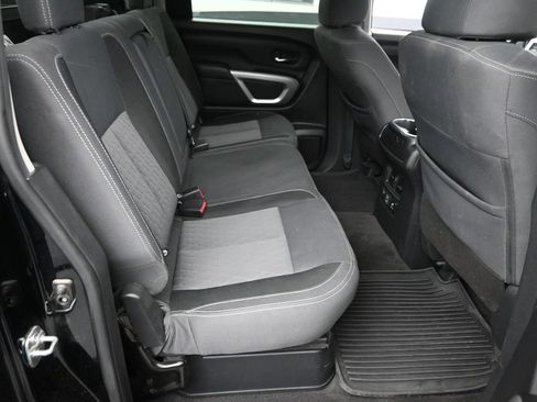 Used 2021 Nissan Titan SV w/ SV Convenience Package AWD/4WD image 10