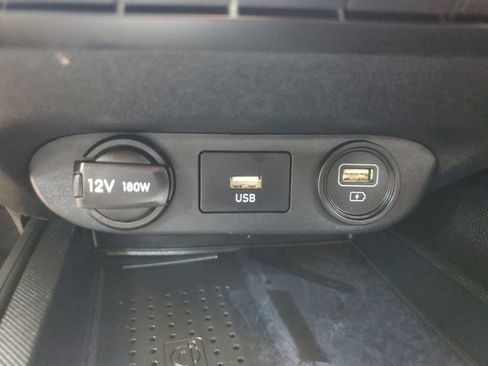 Used 2023 Hyundai Elantra SEL w/ Convenience Package FWD image 22