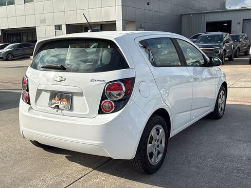 Used 2016 Chevrolet Sonic LS FWD image 3