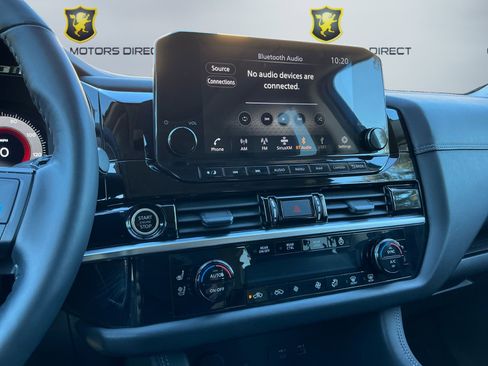 Used 2023 Nissan Pathfinder Platinum w/ Cargo Package image 14