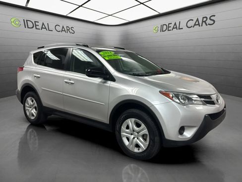 Used 2014 Toyota RAV4 LE AWD/4WD image 3
