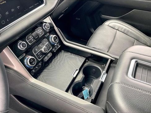 Used 2024 GMC Yukon Denali image 16