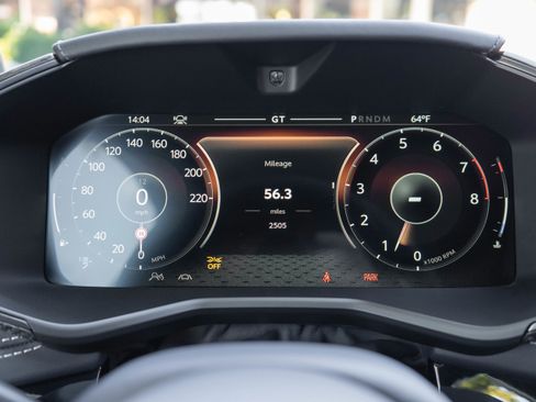 Used 2025 Aston Martin DBX 707 image 5