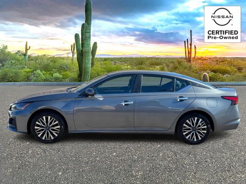 Certified 2023 Nissan Altima 2.5 SV image 3