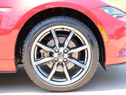 Used 2017 MAZDA MX-5 Miata RF Grand Touring image 50