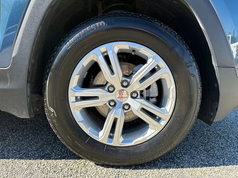 Used 2024 GMC Terrain SLE image 12