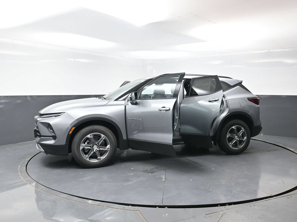New 2026 Chevrolet Blazer LT w/ Convenience Package AWD/4WD image 52