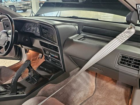 Used 1989 Mercury Cougar XR7 image 26