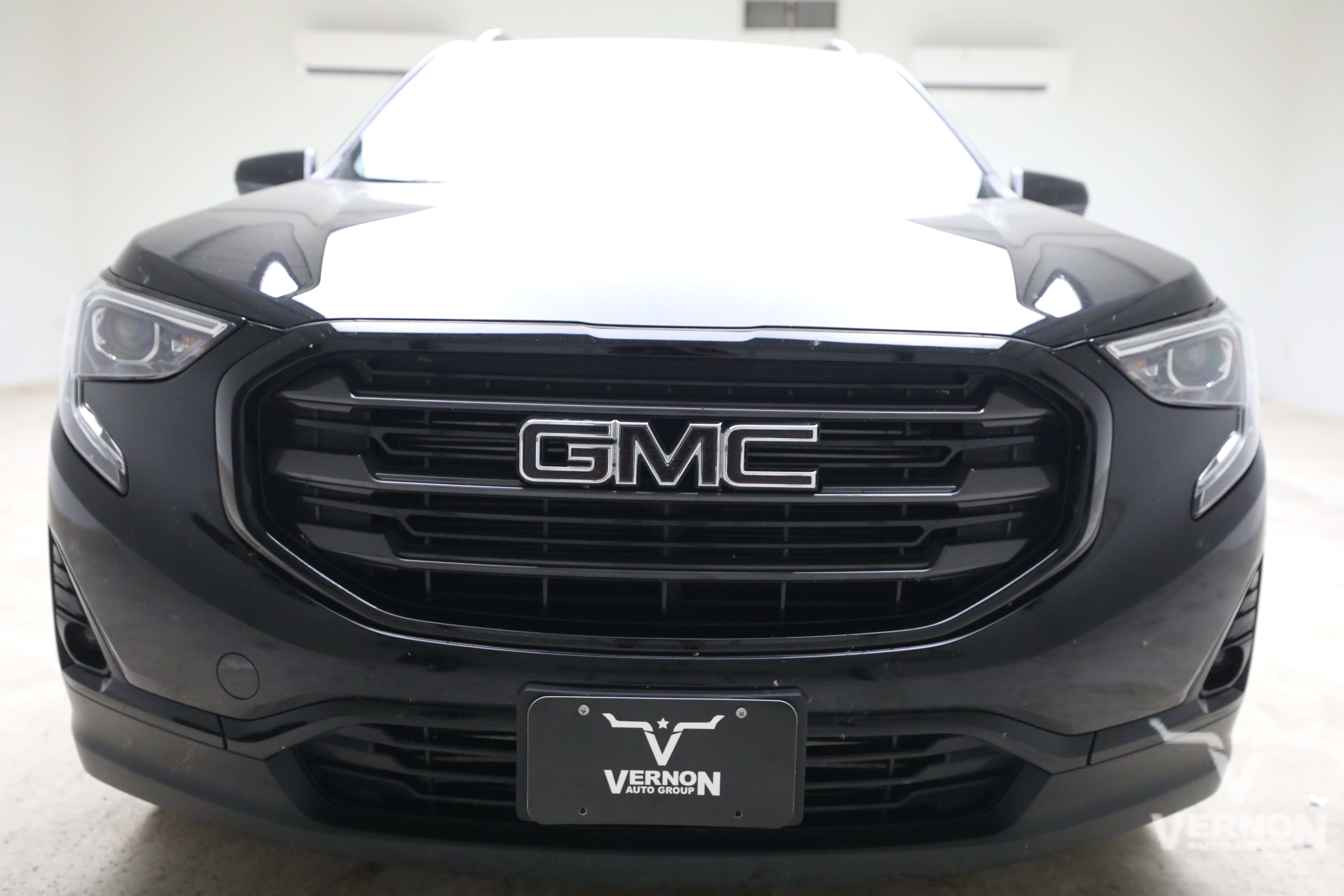 Used 2021 GMC Terrain SLT w/ Infotainment Package II FWD image 7