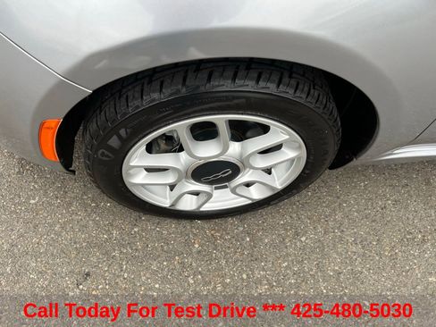 Used 2015 FIAT 500 Pop FWD image 10