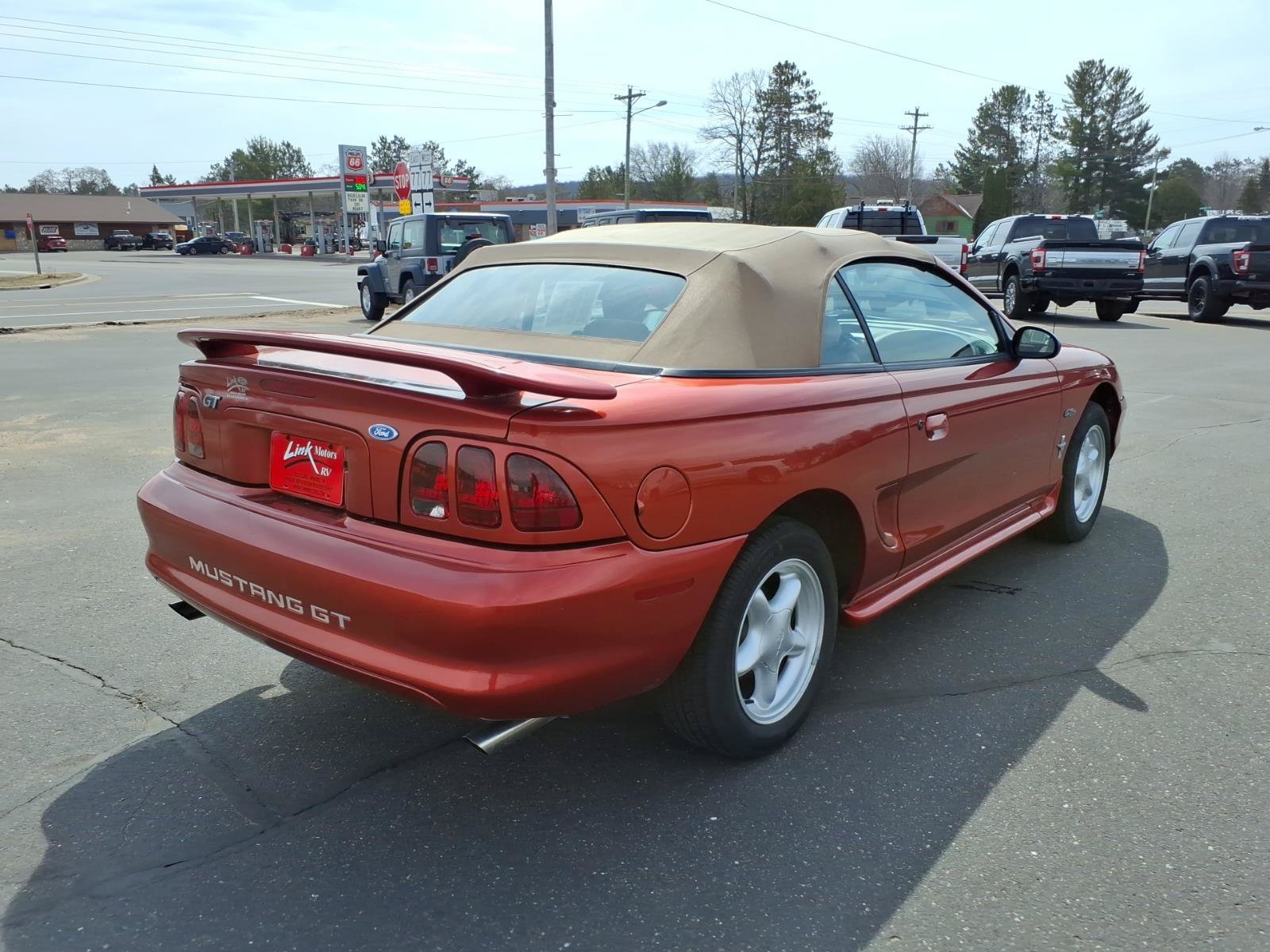 Used 1997 Ford Mustang GT RWD image 6