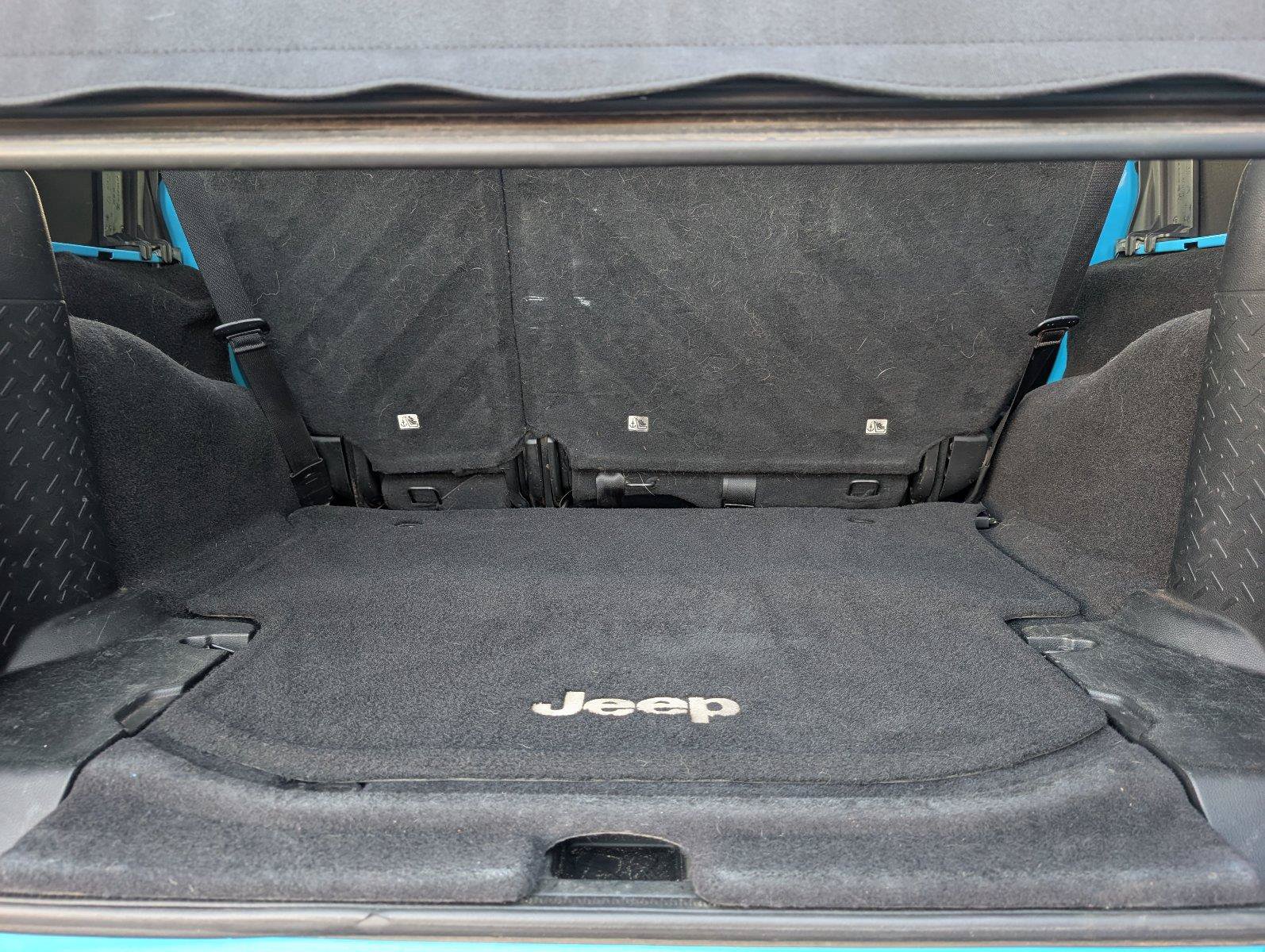 Used 2017 Jeep Wrangler Unlimited Sport w/ Max Tow Package AWD/4WD image 5