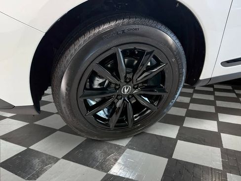 New 2026 Acura RDX SH-AWD image 11