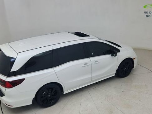 Used 2023 Honda Odyssey Sport image 85