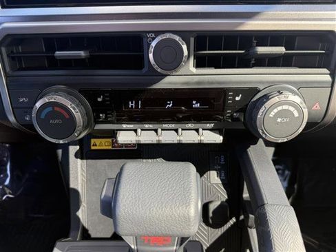 Used 2025 Toyota 4Runner TRD Off-Road Premium image 21