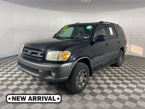 Used 2003 Toyota Sequoia SR5 RWD image 1