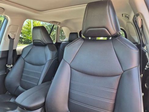 Used 2025 Toyota RAV4 Limited w/ Weather Package AWD/4WD image 17
