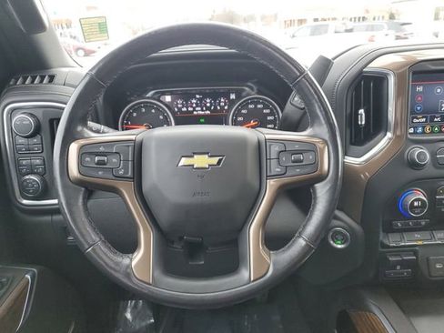 Used 2022 Chevrolet Silverado 1500 High Country w/ Z71 Off-Road Package image 26