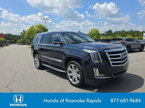 Used 2019 Cadillac Escalade Luxury RWD image 7