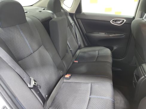 Used 2017 Nissan Sentra SR w/ Driver's Assist Package FWD image 20