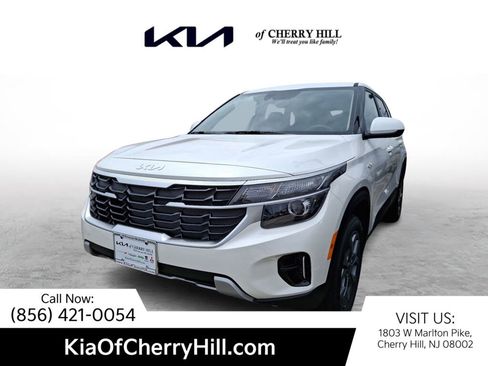 New 2025 Kia Seltos LX image 1