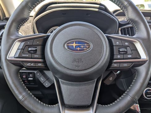 Used 2024 Subaru Forester Limited AWD/4WD image 17