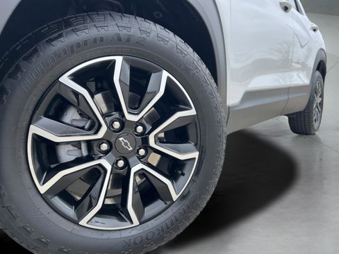 Used 2025 Chevrolet TrailBlazer ACTIV image 34