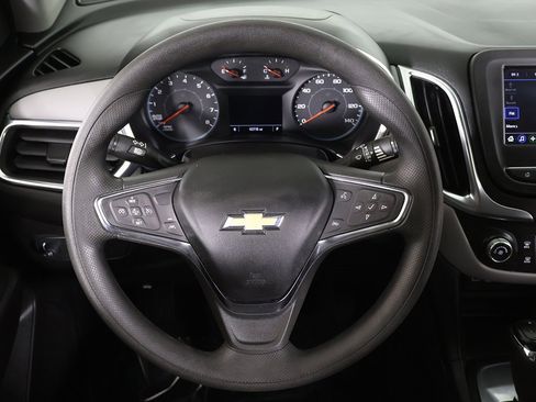 Used 2021 Chevrolet Equinox LS w/ LS Convenience Package image 36