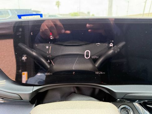 Used 2025 Buick Envista Avenir FWD image 5