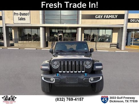 Used 2023 Jeep Wrangler Unlimited Sahara w/ Cold Weather Group image 2