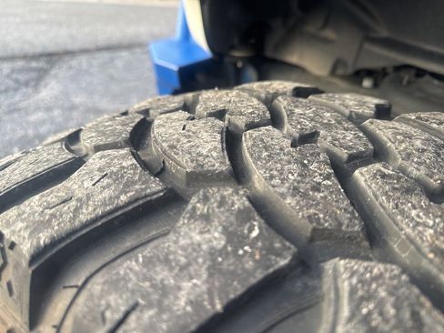 Used 2023 Jeep Gladiator Rubicon w/ Cold Weather Group image 6