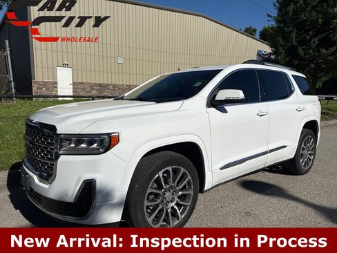 Used 2023 GMC Acadia Denali AWD/4WD image 1