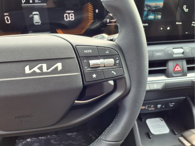 New 2026 Kia K4 EX FWD image 10