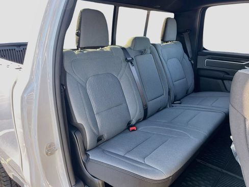 Used 2023 RAM 1500 Big Horn AWD/4WD image 25
