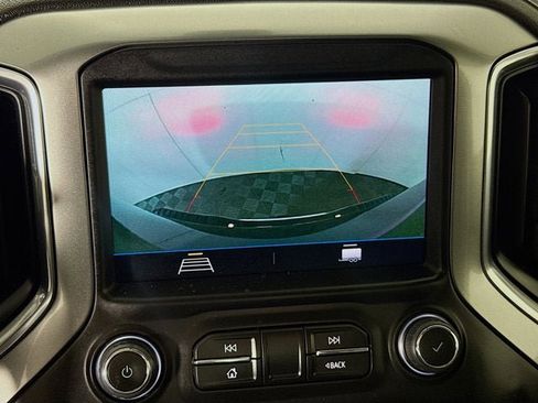 Used 2022 Chevrolet Silverado 2500 LT w/ Convenience Package image 11