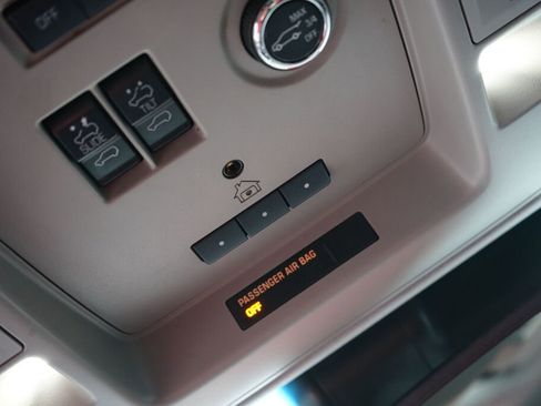 Used 2015 GMC Yukon SLT w/ Open Road Package image 23