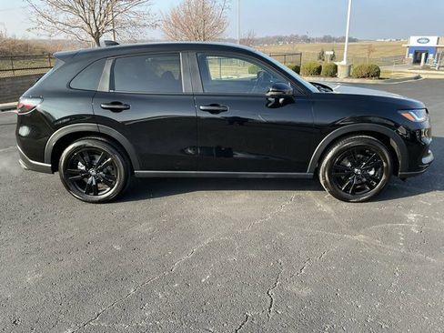 Used 2026 Honda HR-V Sport image 2