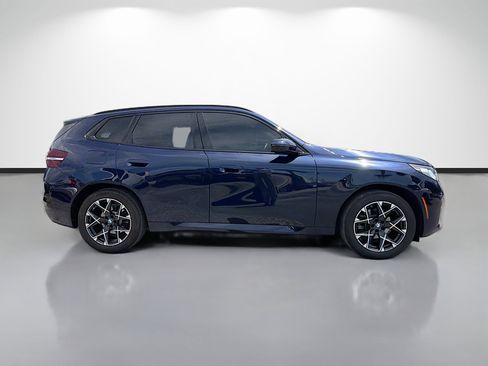 Used 2025 BMW X3 xDrive30i w/ Premium Package image 2