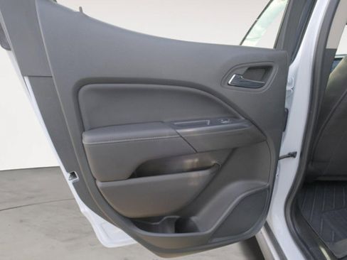 Used 2022 GMC Canyon Elevation w/ Trailering Package AWD/4WD image 9