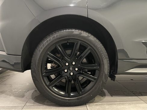 Used 2021 Ford Edge ST-Line w/ Class II Trailer Tow Package AWD/4WD image 9