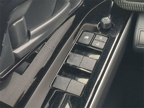 Used 2024 Toyota bZ4X XLE image 23