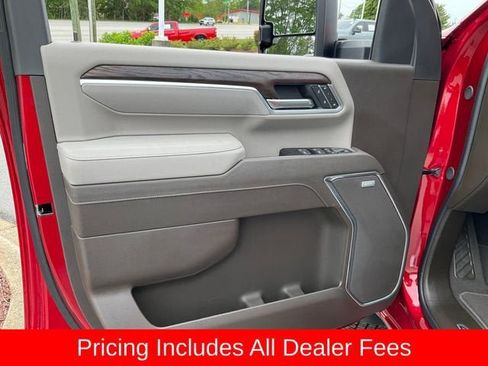 New 2026 GMC Sierra 2500 SLT w/ SLT Premium Package AWD/4WD image 4