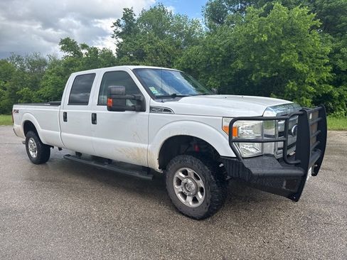 Used 2015 Ford F250 XLT w/ XLT Value Package AWD/4WD image 1
