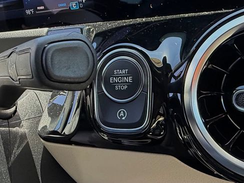 New 2026 Mercedes-Benz GLA 250 image 25